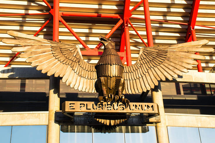 Benfica Eagle Águia Vitória