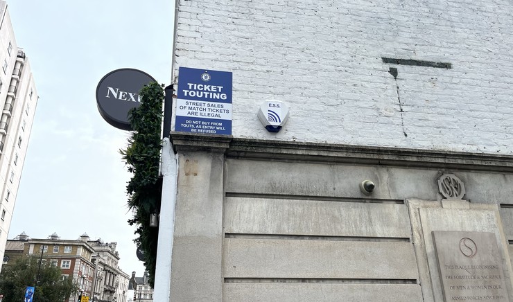 Chelsea Ticket Touting Sign